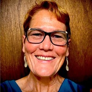 Meet your Posher, Jen